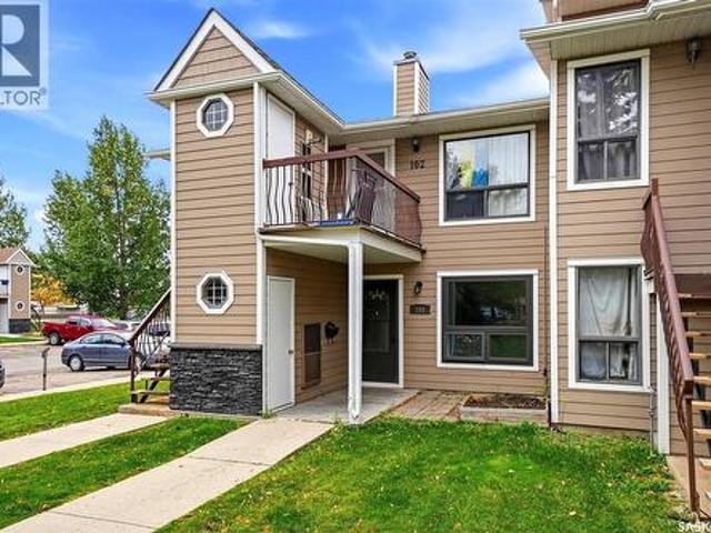 104 Cedar Meadow Drive, Regina, SK, S4X 3J6 townhouse for sale | Listing ID SK050208 | Royal LePage