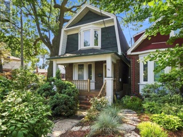 104 Chisholm Avenue, Toronto, ON, M4C 4V7 house for sale | Listing ID E13750 | Royal LePage