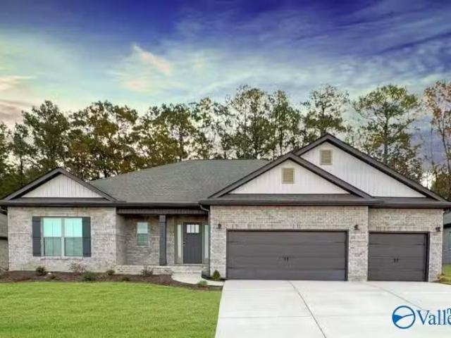 104 CLIFT CREEK DR, MADISON, AL 35757
