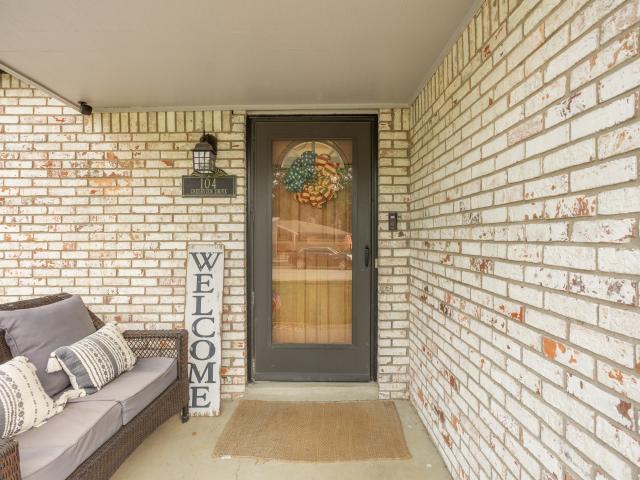 104 Creek View Drive