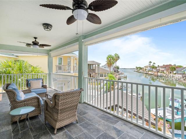 104 Bay Harbor Drive