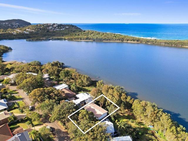 104 Blue Bell Drive, Wamberal House | Listed 28 September 2026
