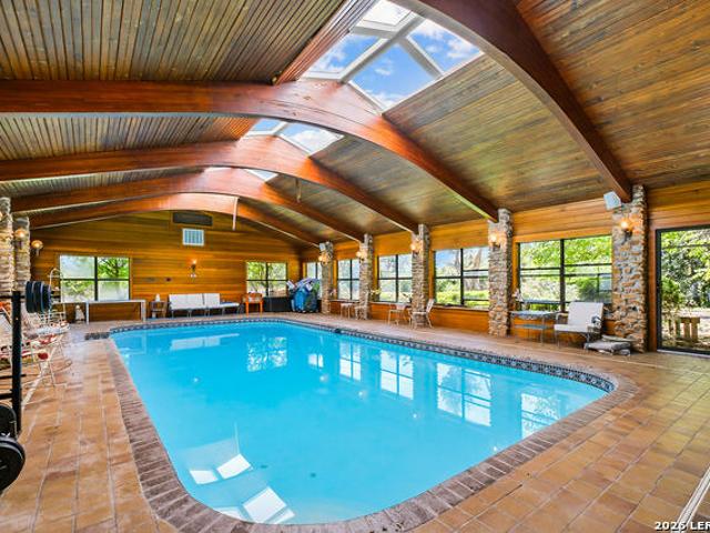 104 Braeburn Cir
