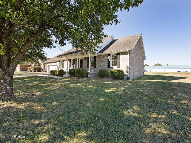 104 Glenview Dr