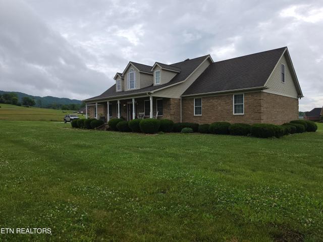 104 Dove Lane