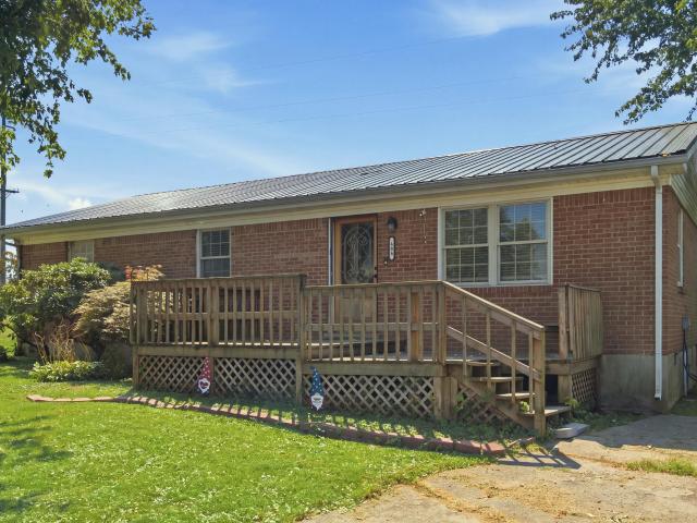 104 Dogwood Court