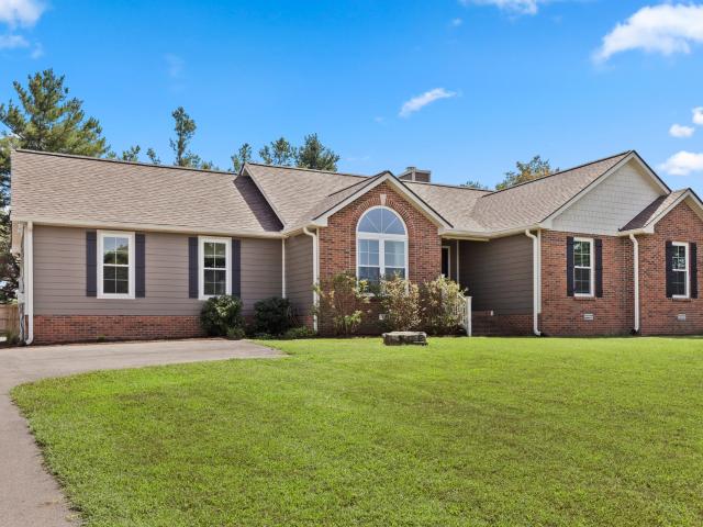 104 Dawn Ct