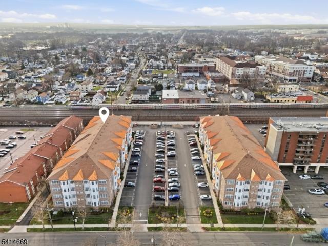 104 E Elizabeth Ave # 307