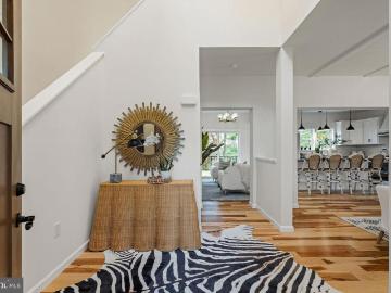 104 E Haven Court