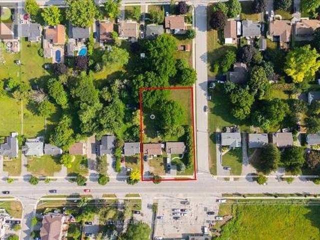 104 Eagle Street, Newmarket, ON, L3Y 1J4 house for sale | Listing ID N12943 | Royal LePage