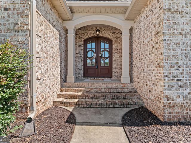 104 Ferruginous Court