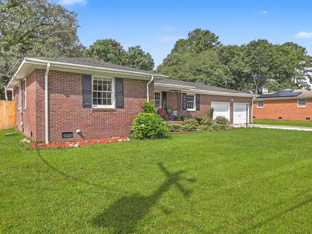 104 Hamlet Lane