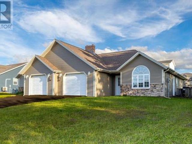104 Heron Drive, Stratford, PE, C1B 0L4 house for sale | Listing ID 202622 | Royal LePage