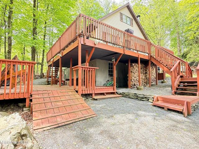 104 Hickory Circle