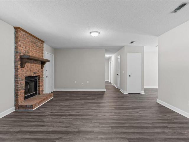 104 Hickory Nut Circle