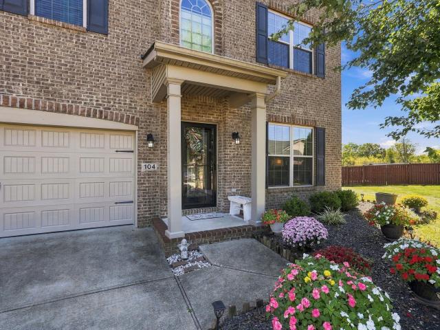 104 Julia Circle