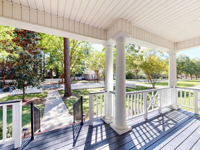 104 Orchard Circle