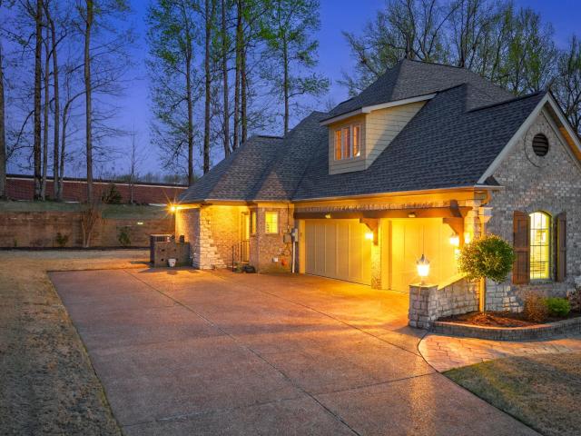 104 lochmeade dr