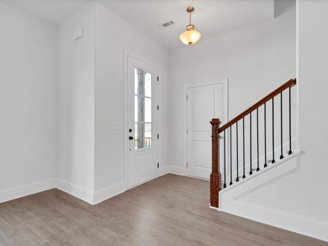 104 Lula Lane