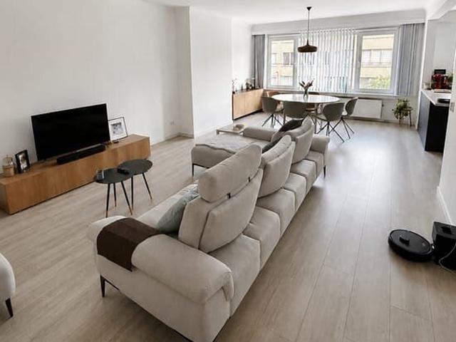 104 m² app. met airco, garage en terras in Borsbeek
