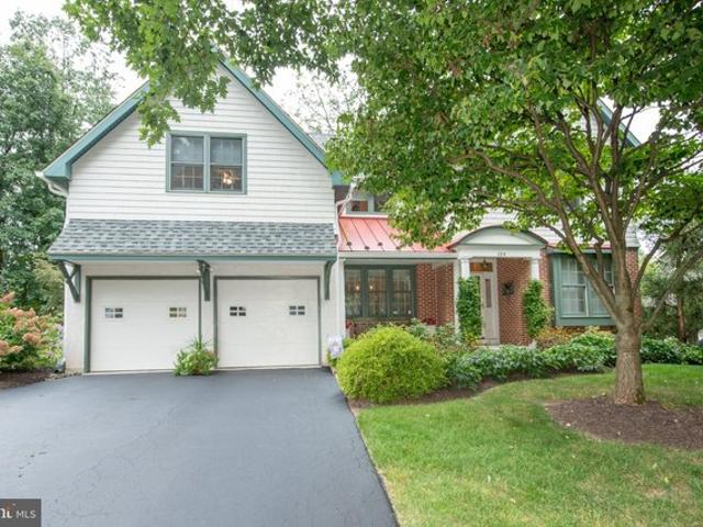 104 Mountain Laurel Ln, Malvern, PA 19355