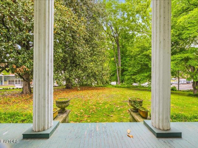 104 Morgan St