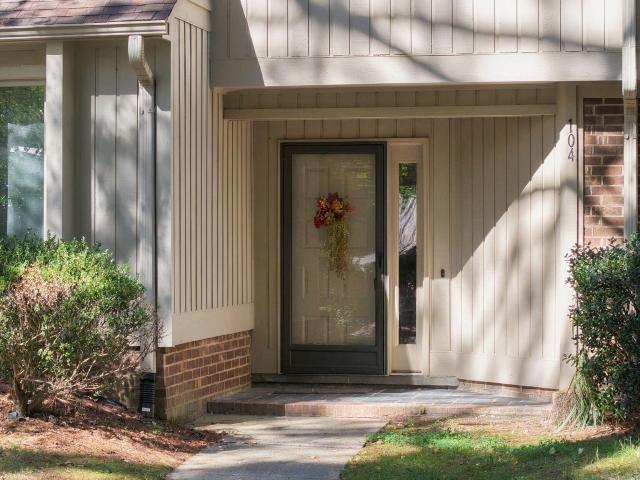 104 Mossbark Lane