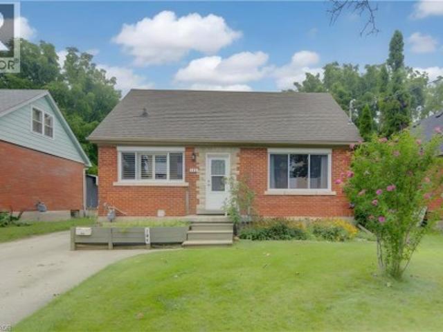 104 Mausser Avenue, Kitchener, ON, N2M 3K5 house for sale | Listing ID 40861 | Royal LePage