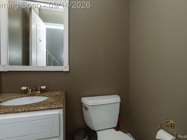 104 Manor Way