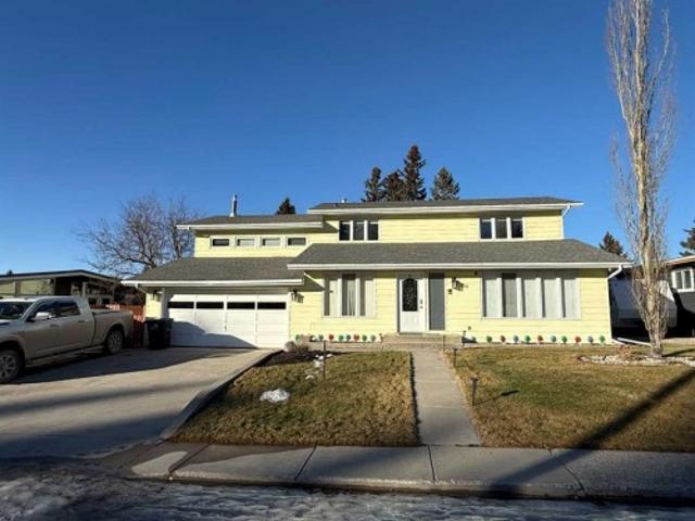104 Mistaya Road, Hinton, AB, T7V 1T3 house for sale | Listing ID A2304 | Royal LePage