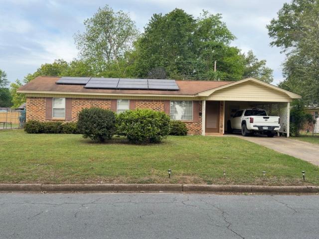104 S Crestview