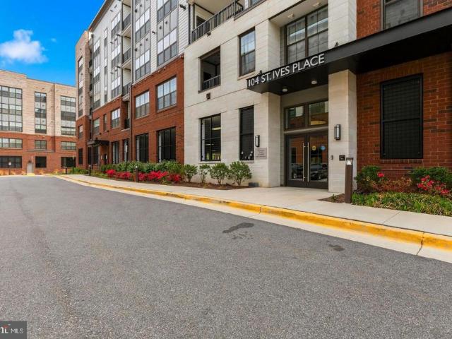 104 Saint Ives Place # 401