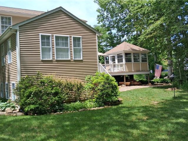 104 Peaked Rock Road