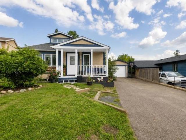104 Rookery Bay, Fort Mcmurray, AB, T9K 1E8 house for sale | Listing ID A2338 | Royal LePage
