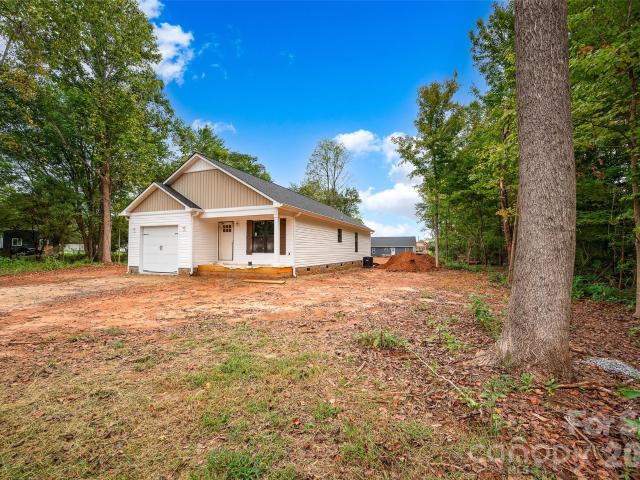 104 Roseman Lane