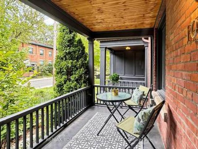 104 Wells Street, Toronto, ON, M5R 1P3 house for sale | Listing ID C13793 | Royal LePage