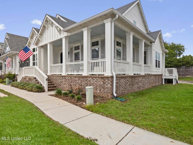 104 Whispering Oaks Drive