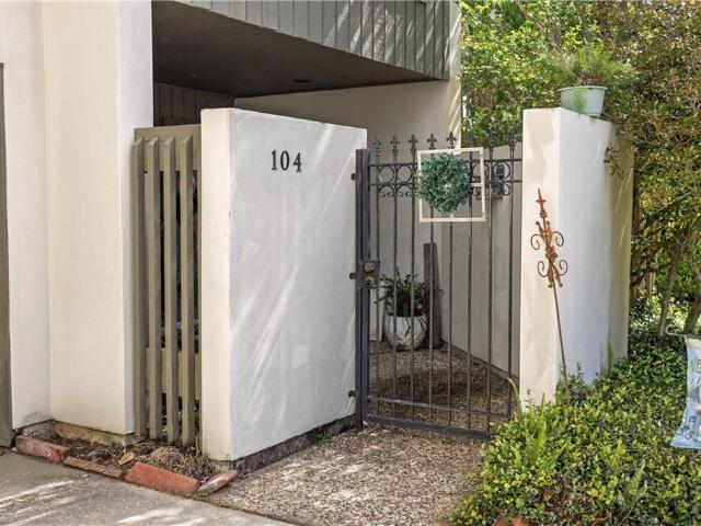 104 Tchefuncte Oaks Drive # 104