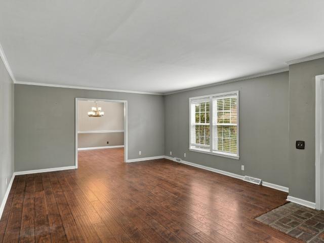 104 Trout Valley Dr