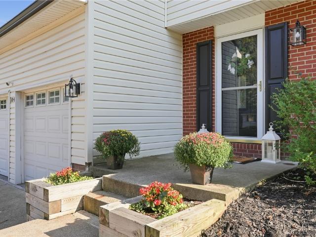 104 Valleyview Dr