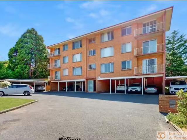 10/4 Velacia Place, Crestwood Apartment for rent Listed by Pr.