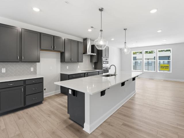 10546 Bailey Branch Drive 201