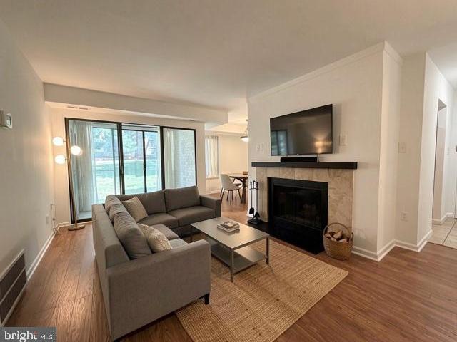 10549 Twin Rivers Road # B 1