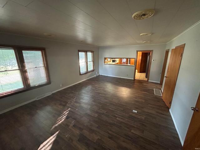 10555 E Black Road