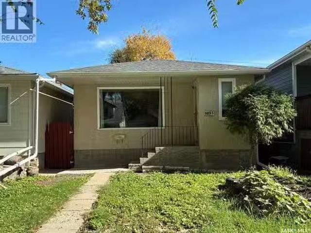 1055 Cameron Street, Regina, SK, S4V 1A8 house for sale Lis.