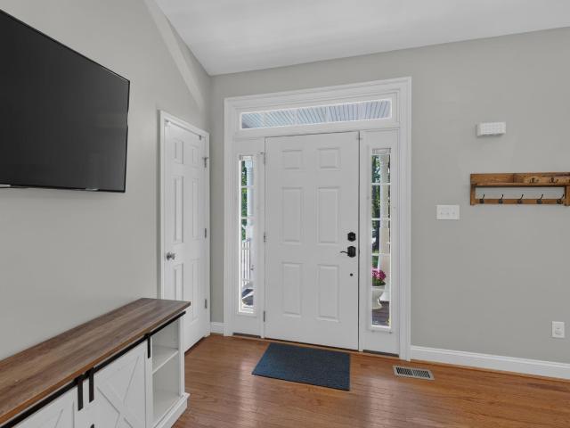 1055 deer run dr
