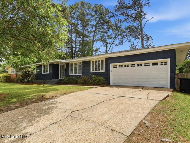 1055 Parkwood Place