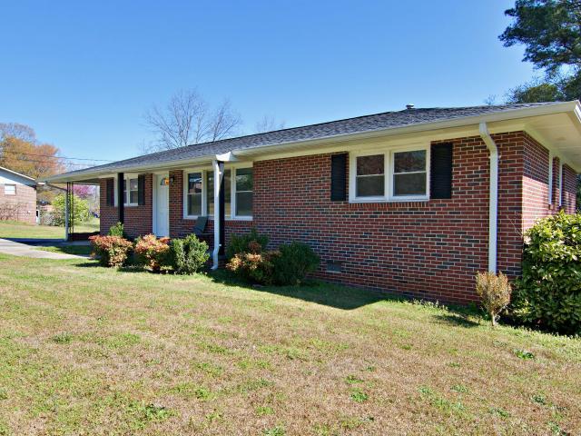1055 Skyline Drive