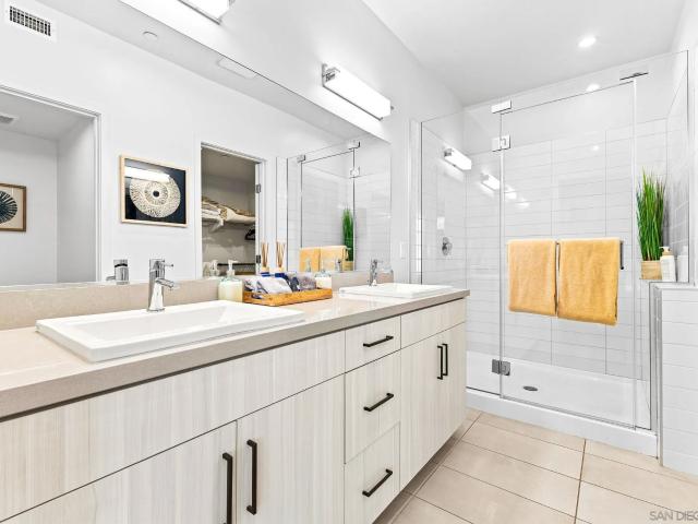 1055 32nd St, Unit 9, San Diego, CA 92102 | MLS #260016
