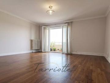 10565 APPARTEMENT